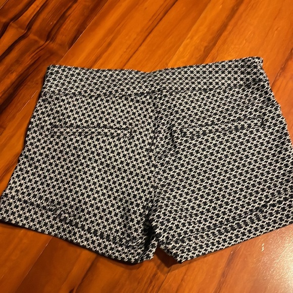 Ladies shorts - Picture 4 of 5